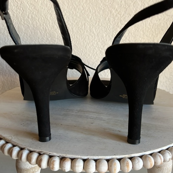 Apostrophe sueded fabric dress heel with flower detail - Picture 4 of 8